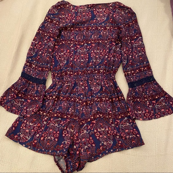 American eagle long sleeve romper! So cute! - Picture 7 of 7